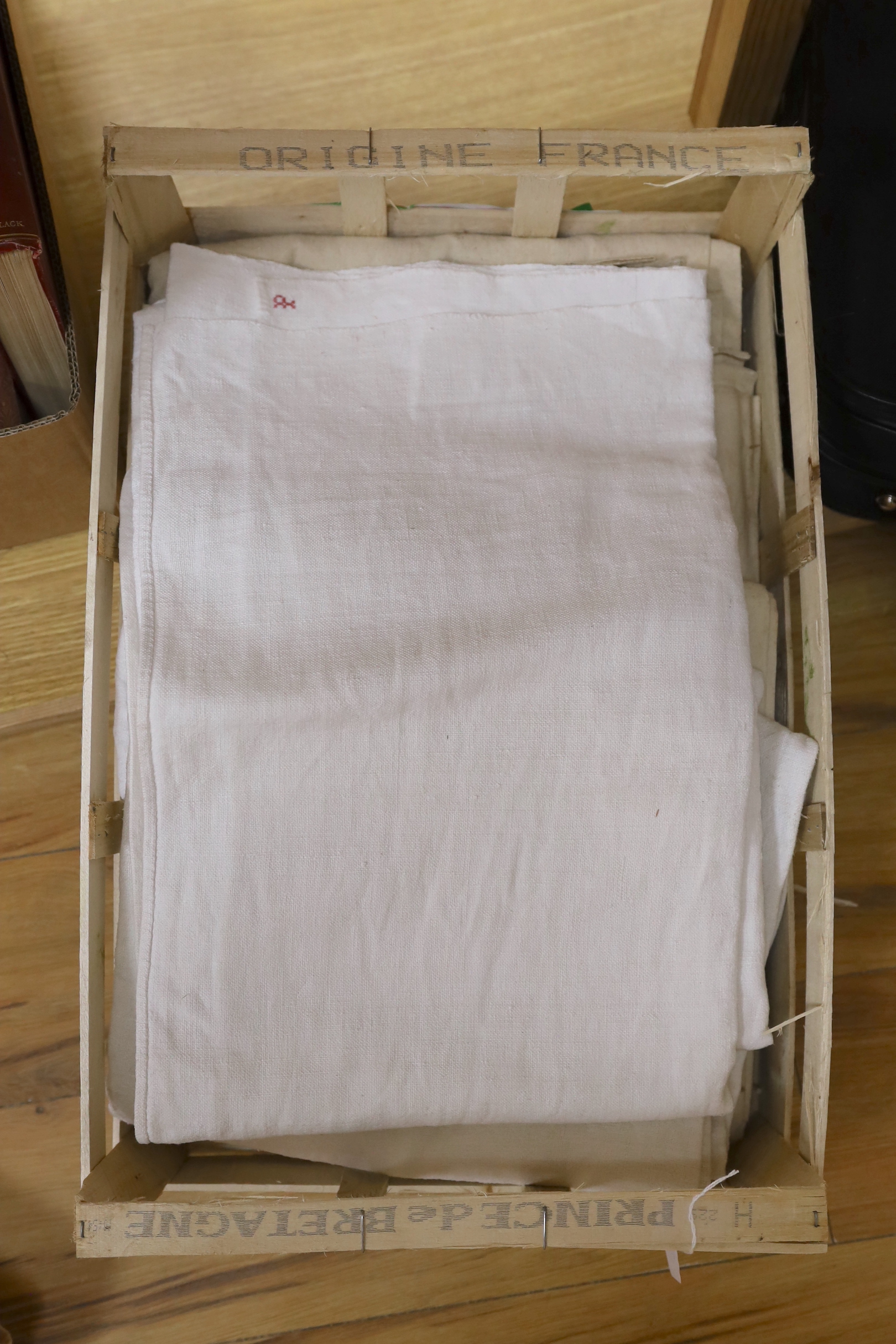 Six French provincial linen sheets